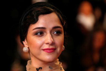 ممثلة إيرانية شهيرة تتحدى سلطات طهران