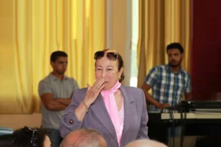 الإذاعية الشهيرة “السيدة ليلى” في ذمة الله